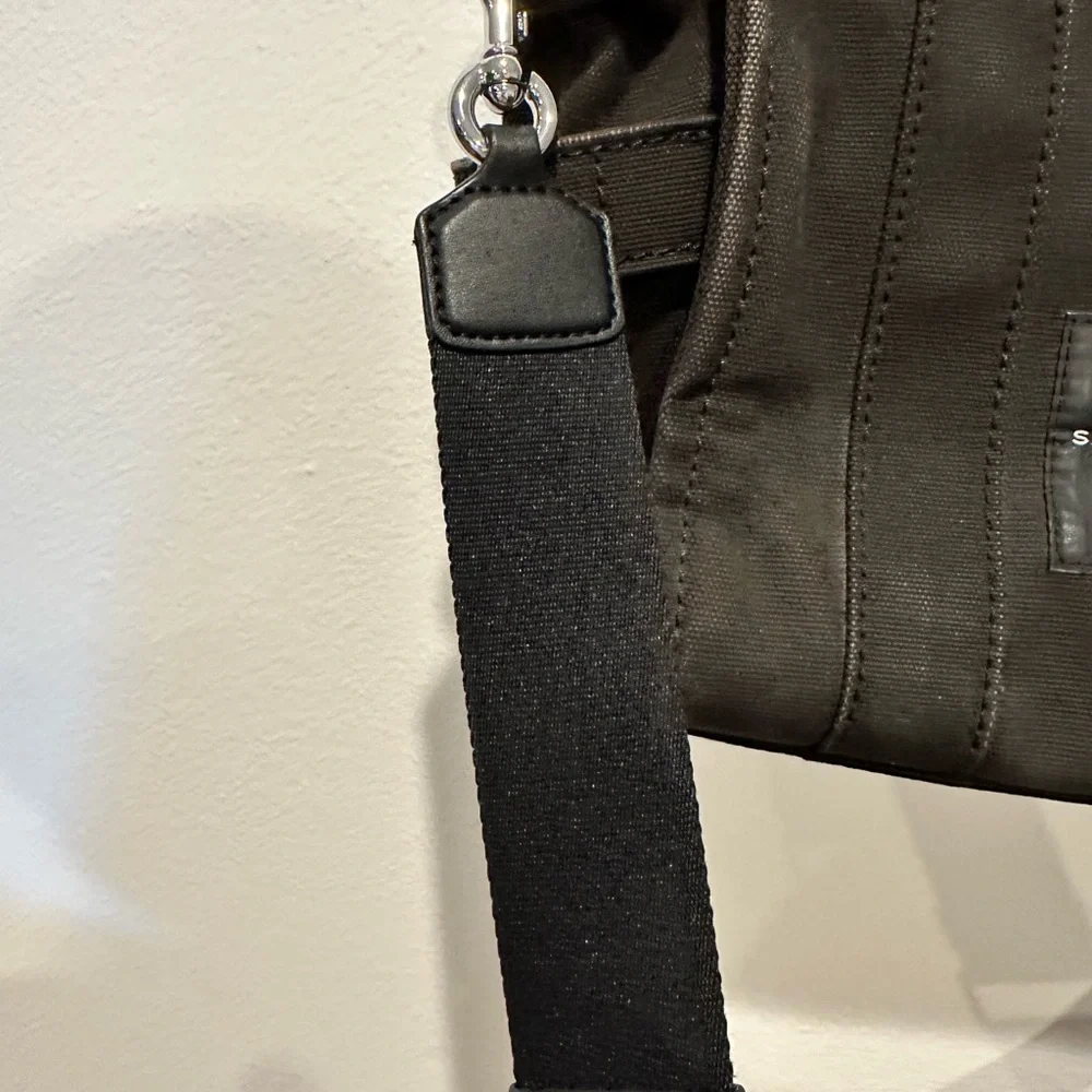 Marc Jacobs Black Tote Bag - Picture 4 of 9